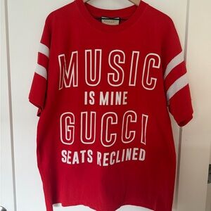 SOLD ♥️GUCCI Graphic Red Tee